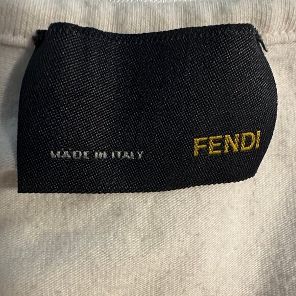 Fendi vintage T Size XS - Picture 3 of 3